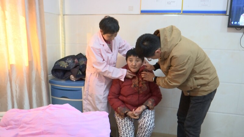 “升温行动”让老人身暖心更暖