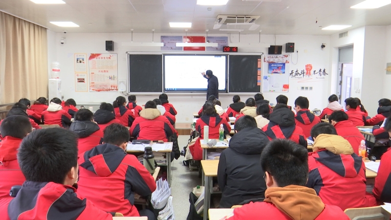 从头抓起 中小学优教优学出实招