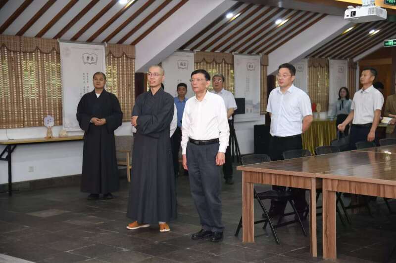 微信图片_2026-05-13_省委统战部领导来泰调研基层宗教事务治理法治化及市社会主义学院相关建设情况.jpg
